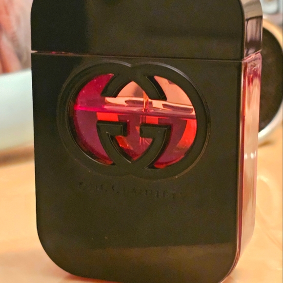 GUCCI GUILTY FOR WOMEN - Picture 2 of 5